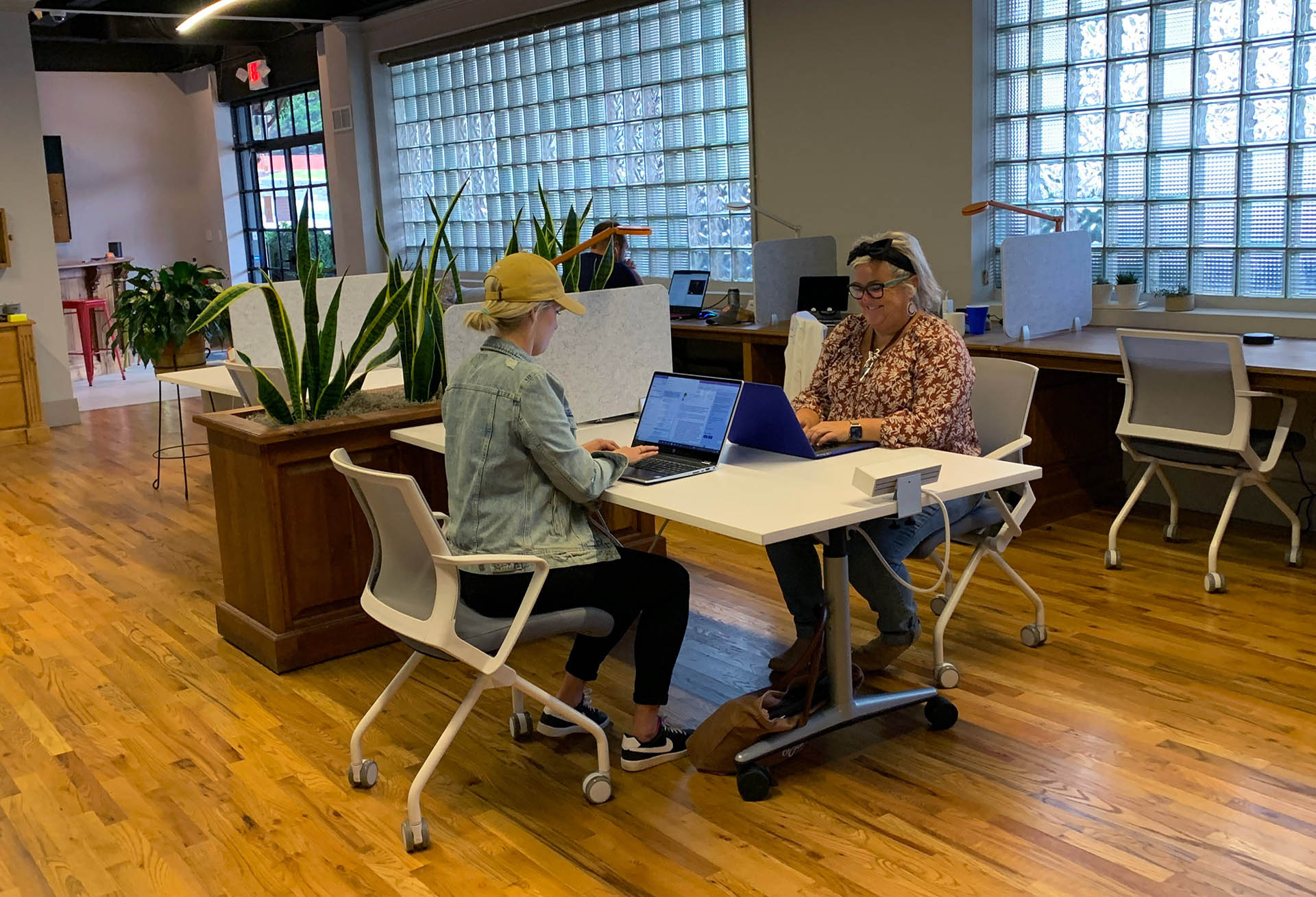 FireWorks - Coworking Day Pass
