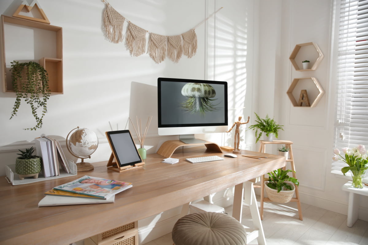 Personal Office Desk Decor Small Things You Should be Doing to Increase Positivity in the Workplace