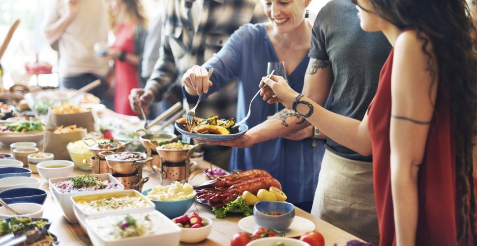 Affordable Catering Ideas: 8 ways to Serve Great Food on a Tight Budget