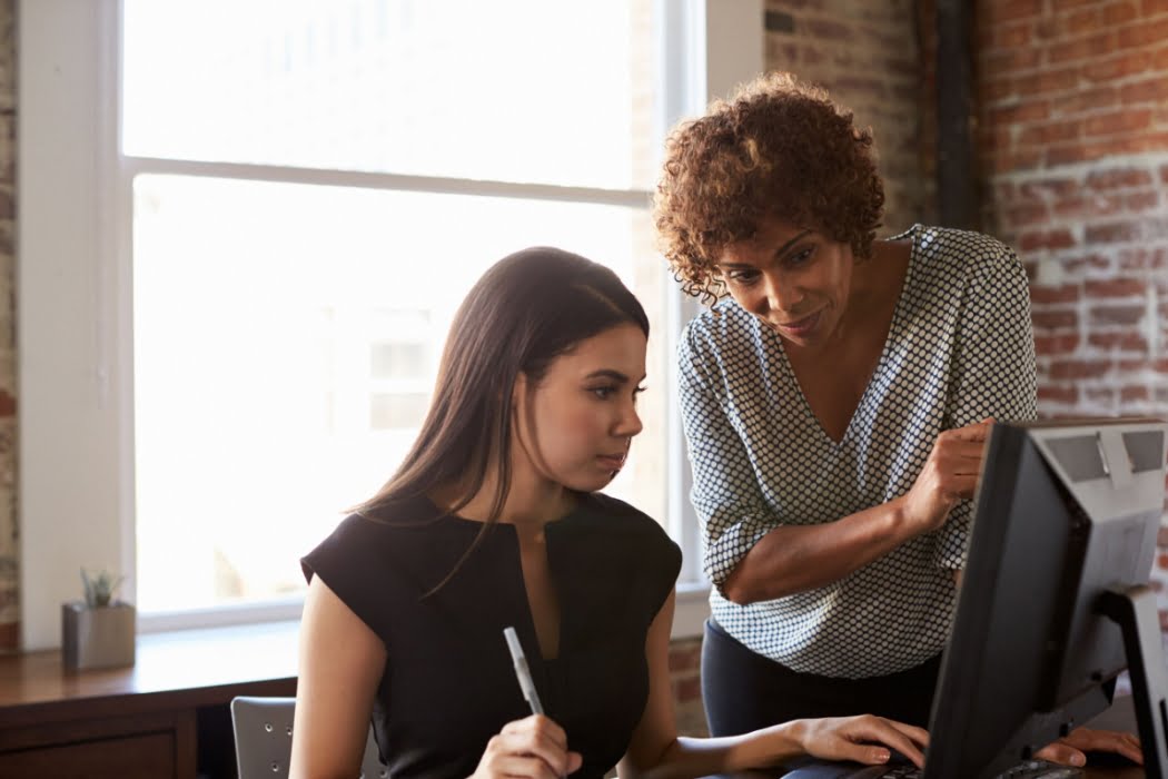 Mentoring In The Office How Coworking Spaces Foster Personal and Professional Independence